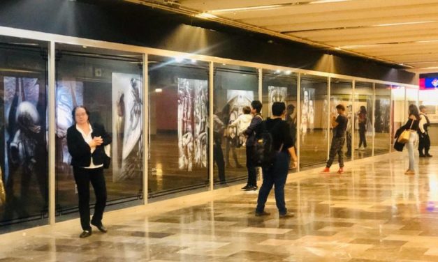 Exposición de «Alien» invade el metro de la CDMX