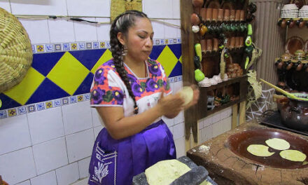 Paula Campoverde, cocinera tradicional de San Juan Nuevo