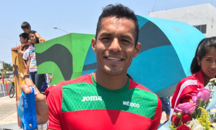 Isaac Palma representando a Michoacán en los Juegos Olímpicos