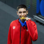 El mexicano Diego Villalobos consiguió la medalla de oro en mundial de Natación Artística.