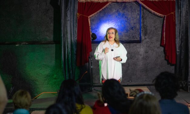 Guadalupe Vega se despide de Uruapan con Taller de Teatro para adultos